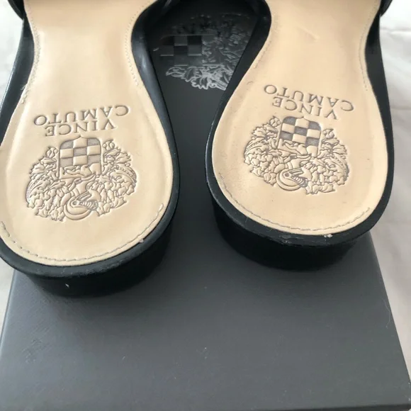 Vince Camuto Marketa Flat - Picture 7 of 7